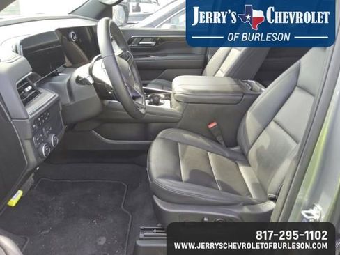 Used 2025 Chevrolet Tahoe Z71 image 8