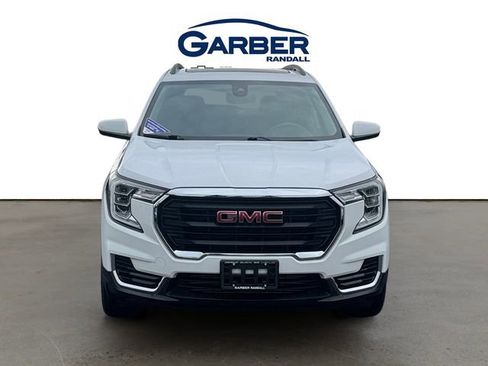 Used 2023 GMC Terrain SLE w/ Driver Convenience Package AWD/4WD image 8