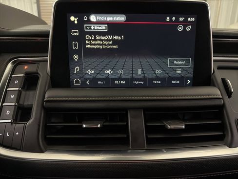 Used 2023 GMC Yukon AT4 w/ Technology Package image 21