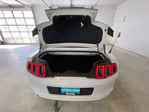 Used 2014 Ford Mustang Convertible RWD image 21
