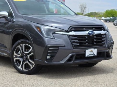 Used 2023 Subaru Ascent Limited w/ Technology Package AWD/4WD image 2
