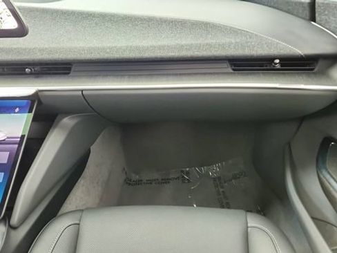 Used 2024 Lucid Air Pure RWD image 36