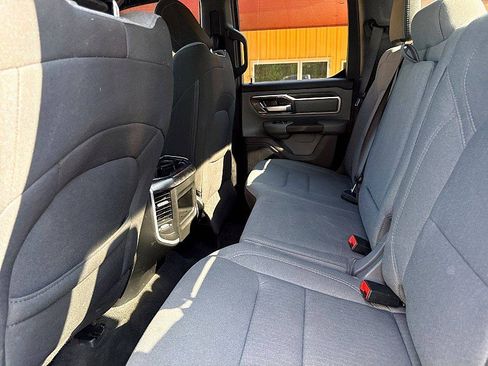 Used 2021 RAM 1500 Big Horn AWD/4WD image 12