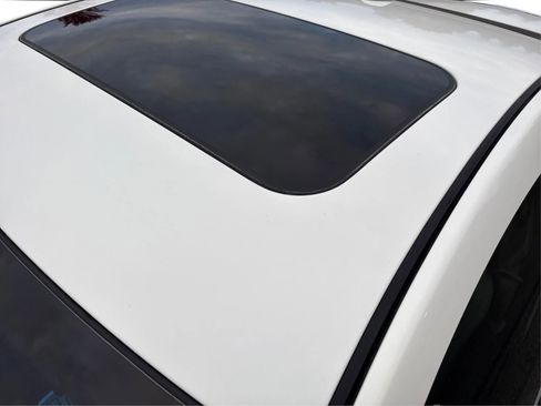 Used 2014 INFINITI Q60 Journey w/ Premium Package image 12