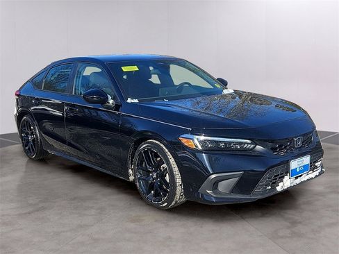 Certified 2024 Honda Civic Sport image 3