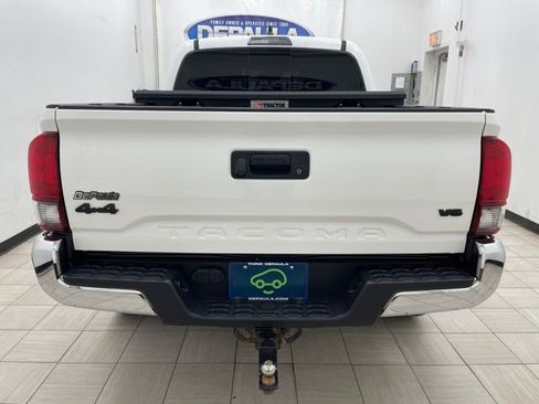 Used 2020 Toyota Tacoma SR5 image 21