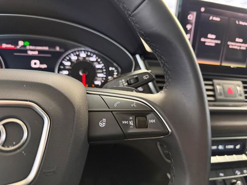 Used 2024 Audi Q5 2.0T Premium w/ Convenience Package image 34