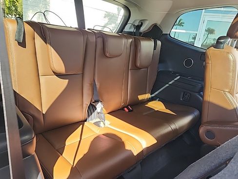 Used 2023 Subaru Ascent Touring image 23