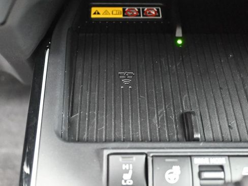 Used 2026 Toyota Corolla Cross AWD Hybrid w/ Convenience Package image 23