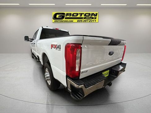 Used 2024 Ford F350 XLT w/ FX4 Off-Road Package image 2