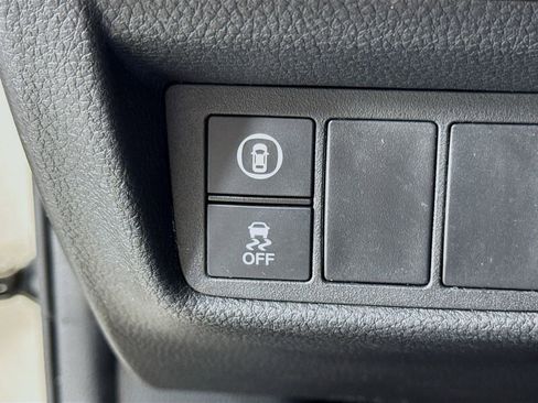 Used 2018 Honda Accord LX image 15