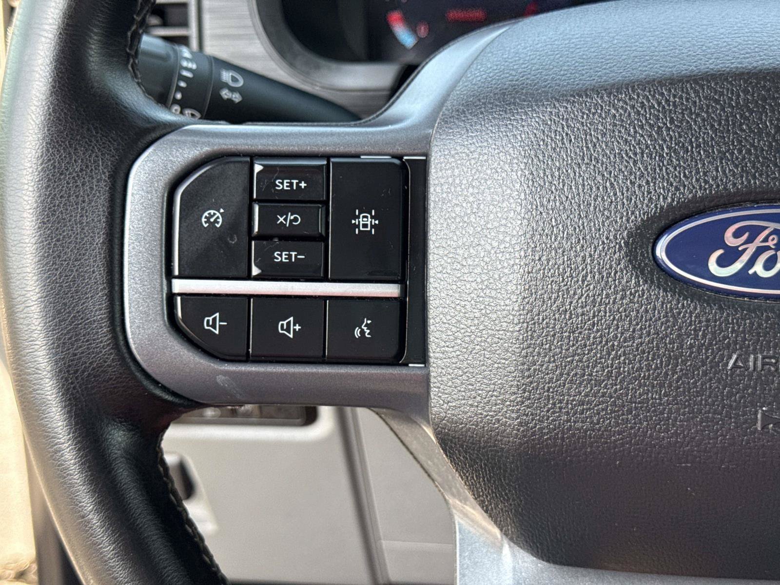 Used 2025 Ford F150 XLT w/ Equipment Group 301A Standard RWD image 18