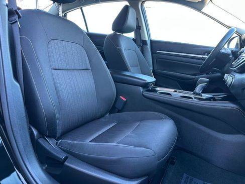 Used 2023 Nissan Altima 2.5 SV image 28