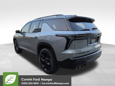 Used 2024 Chevrolet Traverse RS AWD/4WD image 5