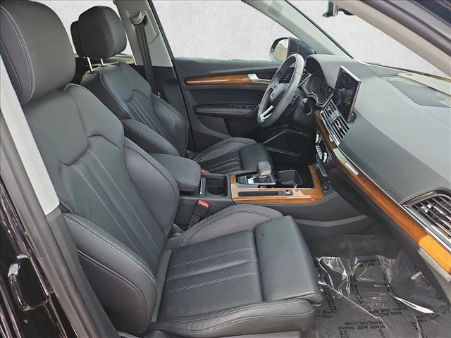 Used 2024 Audi Q5 Prestige w/ Prestige Package AWD/4WD image 26
