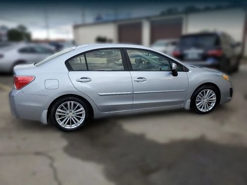 Used 2014 Subaru Impreza 2.0i Premium image 10