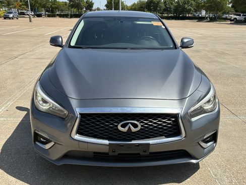 Used 2019 INFINITI Q50 Luxe w/ Essential Package (3.0T Luxe) RWD image 3