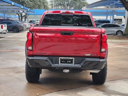 Used 2025 Chevrolet Colorado ZR2 image 13