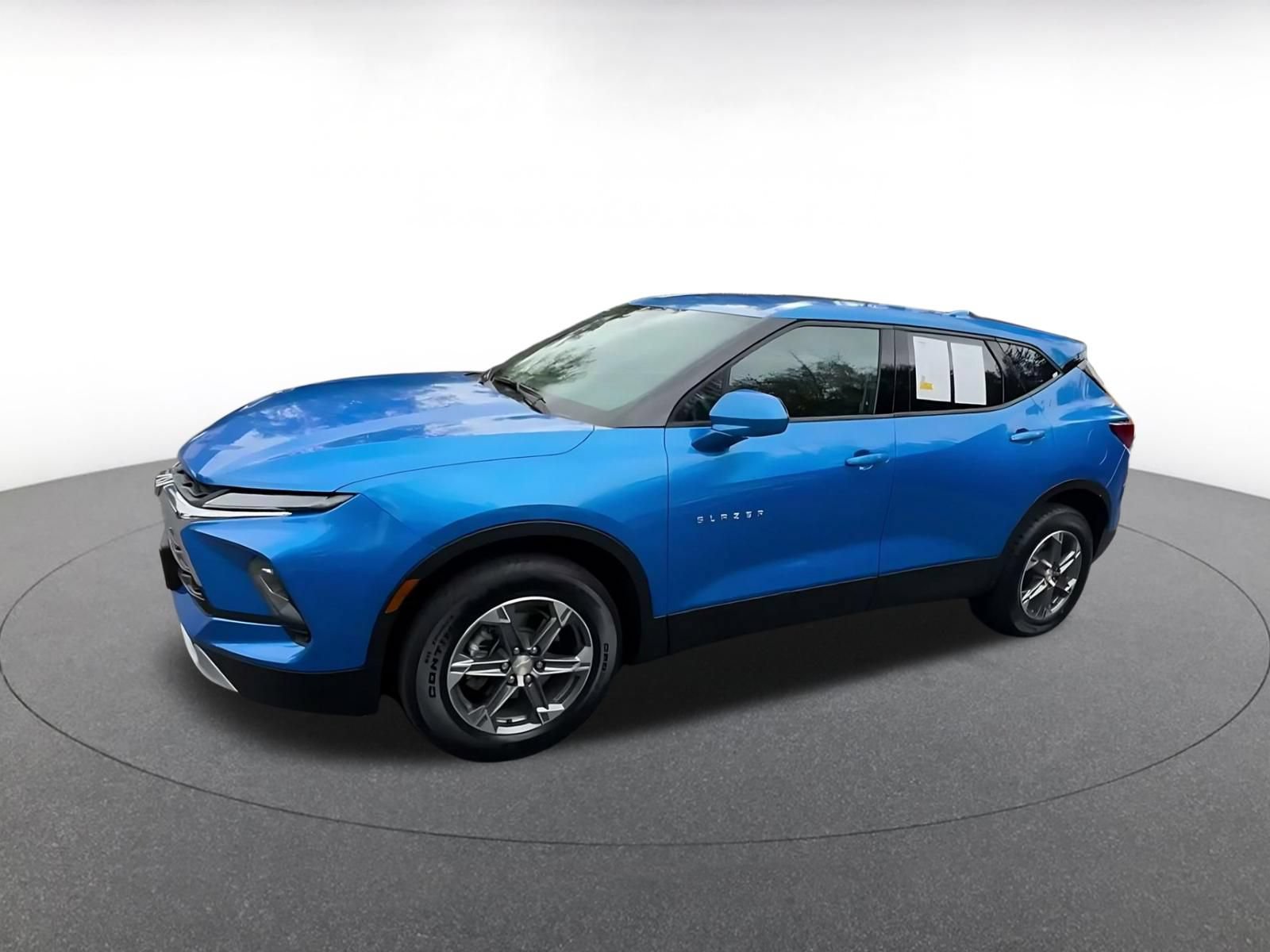 Used 2026 Chevrolet Blazer LT FWD image 7