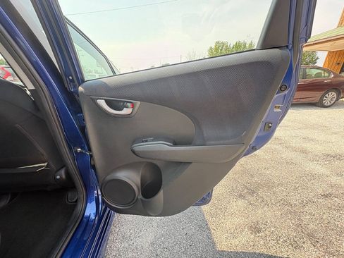 Used 2009 Honda Fit Sport image 23