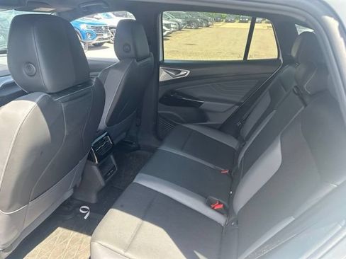 Used 2023 Volkswagen ID.4 Pro S AWD/4WD image 12