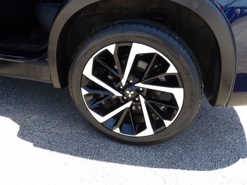 Used 2024 Mitsubishi Outlander SE Black Edition AWD/4WD image 19