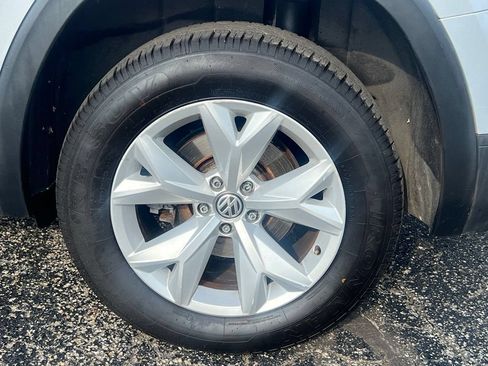 Used 2018 Volkswagen Atlas SE AWD/4WD image 38