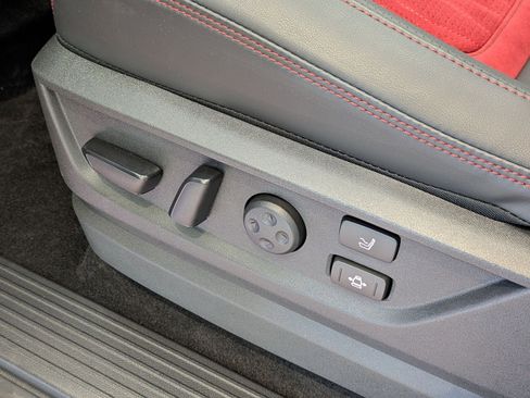 New 2026 Nissan Armada NISMO image 14