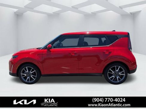 Used 2024 Kia Soul EX w/ Option Group 015 FWD image 6