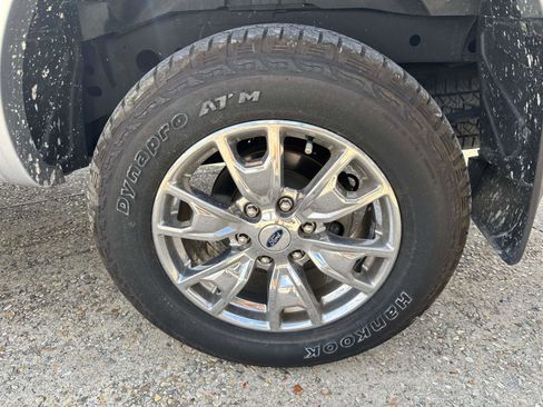 Used 2019 Ford Ranger Lariat w/ Equipment Group 501A Mid image 4