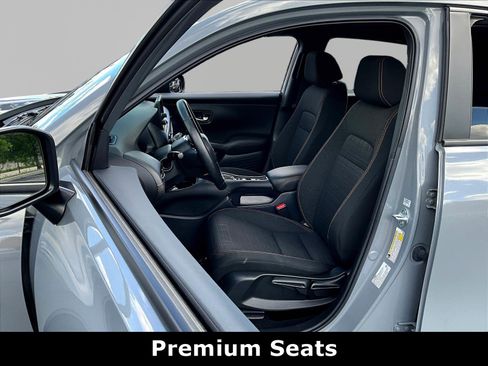 Used 2025 Honda HR-V Sport image 20