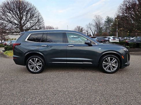 Used 2020 Cadillac XT6 Premium Luxury w/ LPO, Floor Liner Package image 7