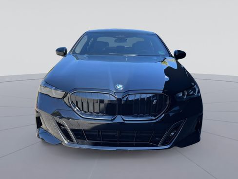 New 2026 BMW i5 eDrive40 w/ M Sport Package image 8