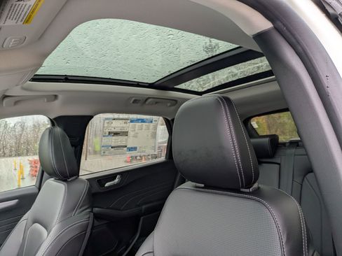 New 2026 Ford Escape Platinum w/ Premium Technology Package image 25