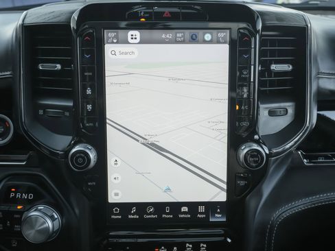 Used 2025 RAM 1500 Limited image 14