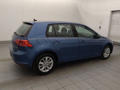 Used 2017 Volkswagen Golf S image 10
