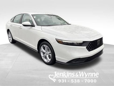 New 2025 Honda Accord LX image 4