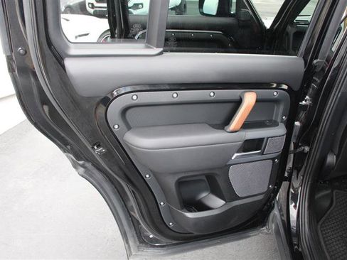 Used 2020 Land Rover Defender 110 X AWD/4WD image 20