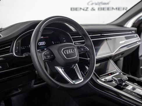 Used 2023 Audi Q8 Prestige image 19