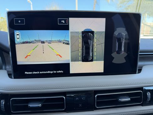 Used 2023 Lincoln Nautilus Reserve w/ Equipment Group 202A image 22