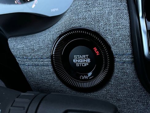 Used 2025 Jeep Compass Latitude image 28