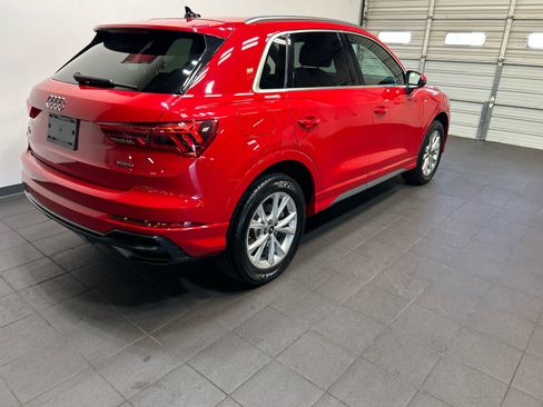 Used 2022 Audi Q3 2.0T Premium AWD/4WD image 3