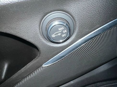 Used 2021 Buick Enclave Essence AWD/4WD image 25