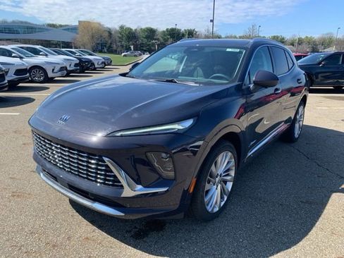 New 2026 Buick Envision Avenir image 8