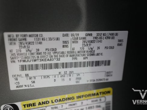 Used 2019 Ford Expedition Platinum image 39