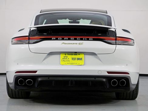Used 2021 Porsche Panamera 4S w/ Premium Package image 11