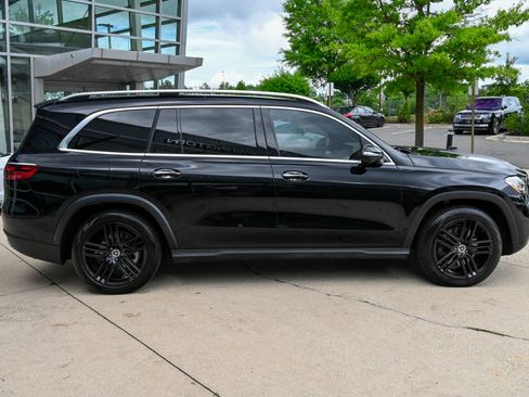 Used 2025 Mercedes-Benz GLS 450 4MATIC image 4
