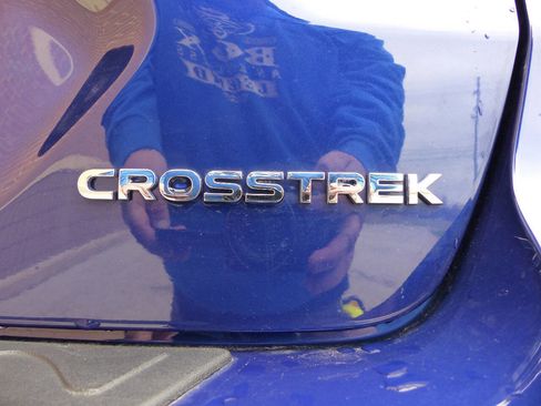 Used 2024 Subaru Crosstrek 2.5i Limited AWD/4WD image 17