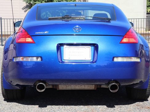 Used 2006 Nissan 350Z Enthusiast w/ (N93) Cargo Convenience Pkg RWD image 7