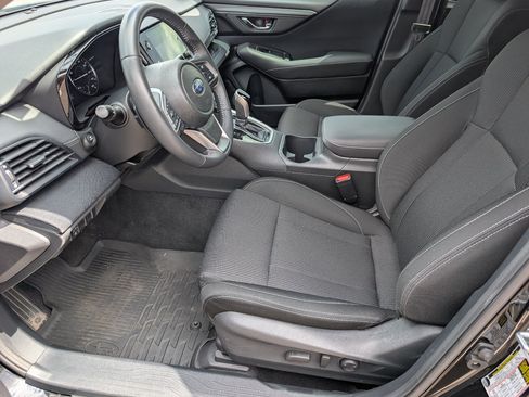 Used 2024 Subaru Legacy Premium AWD/4WD image 10